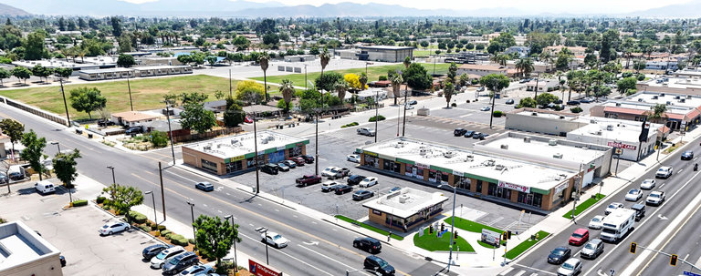 Hemet Strip Center