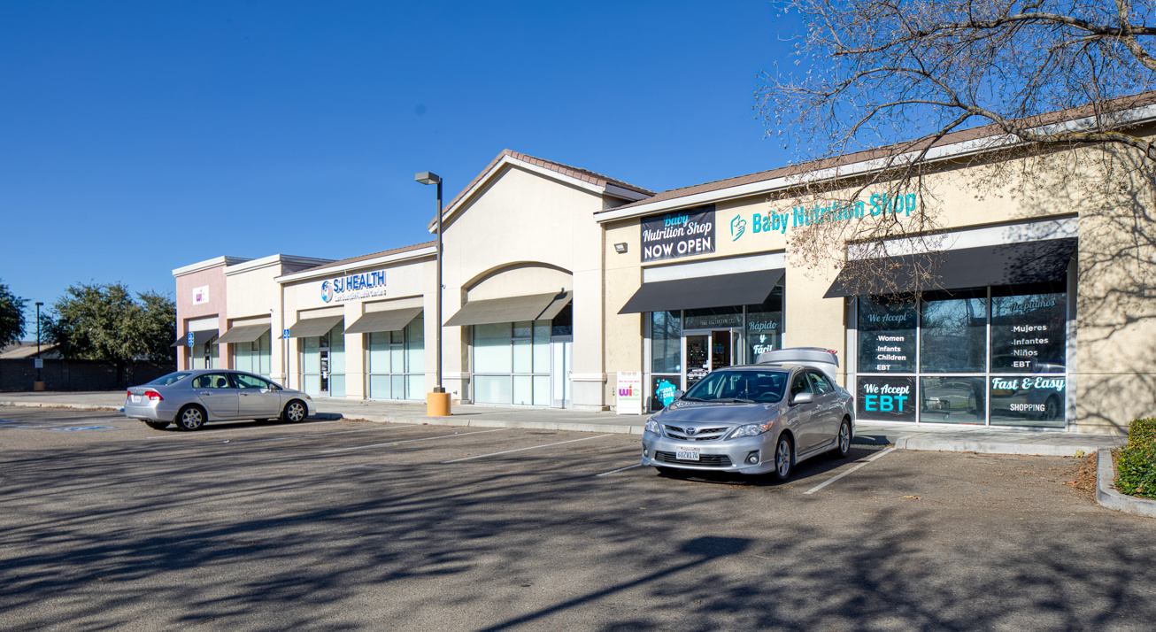 Spreckels Park Shopping Center - Image 10