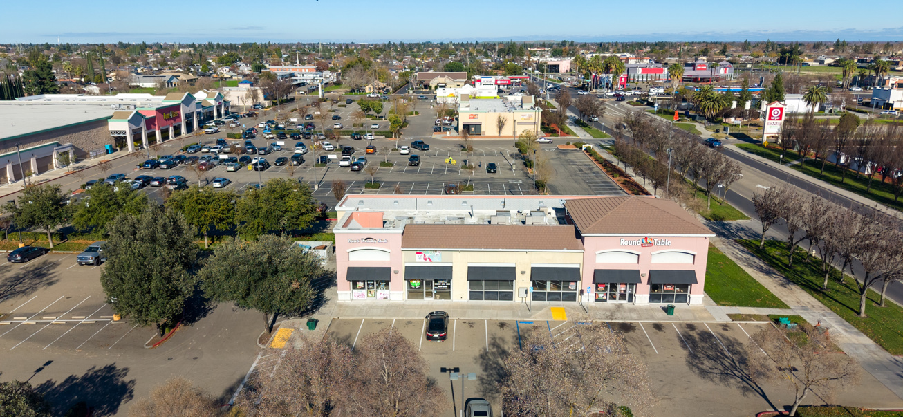Spreckels Park Shopping Center - Image 7