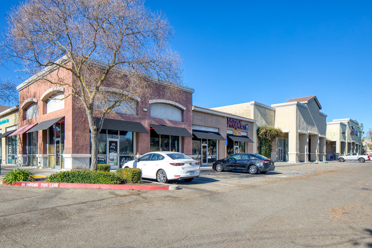Spreckels Park Shopping Center