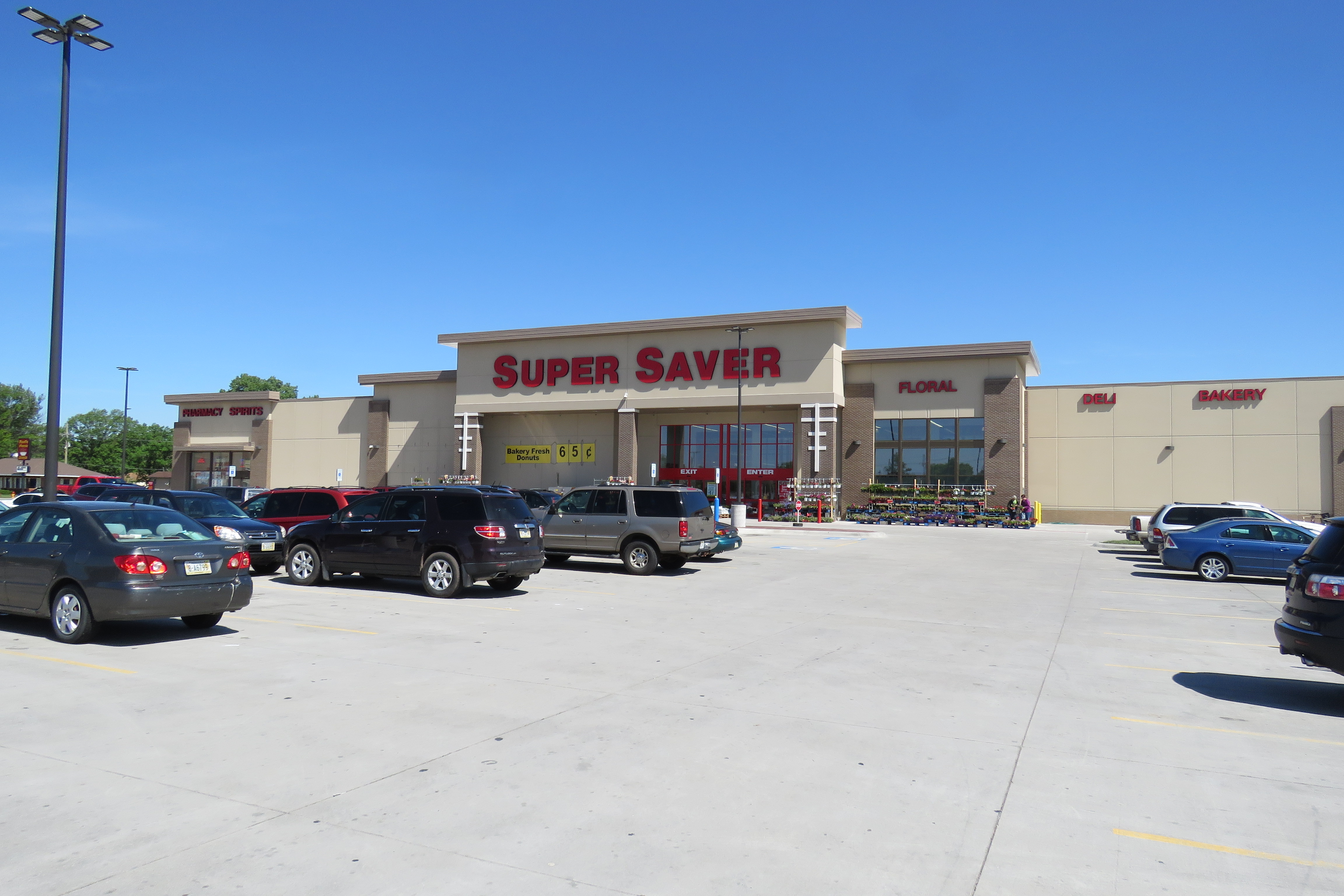 Super Saver Five Points & Commerical Land - Image 5