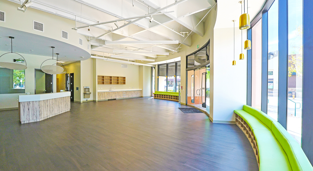 Valencia Town Center