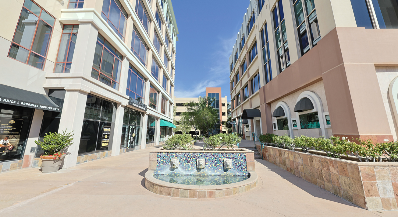 Valencia Town Center