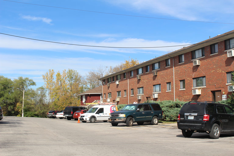 Woodland Hills Apartments